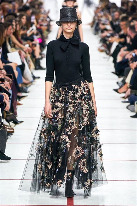 dior autunno inverno 2019 2020|christian Dior dresses fall.